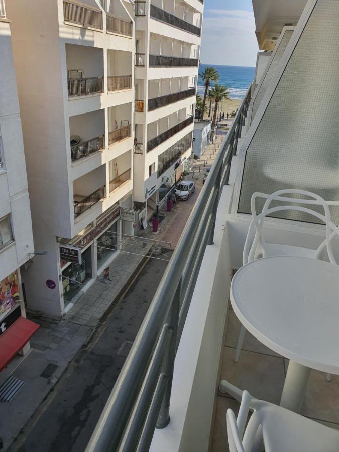 Larnaca Bay Suites Exterior foto