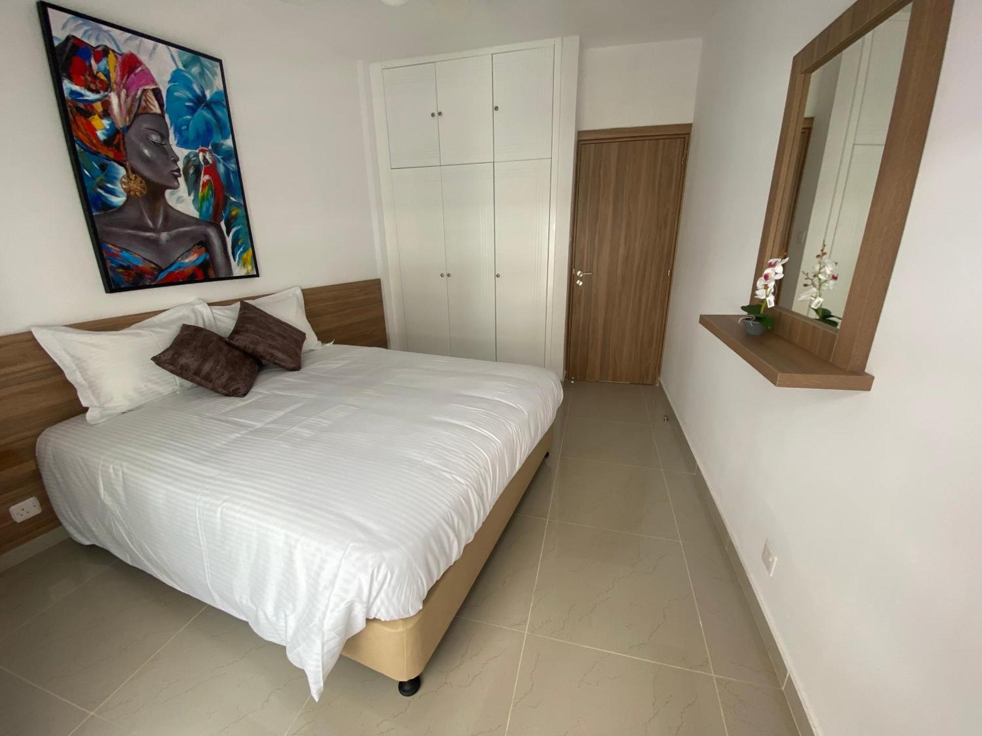 Larnaca Bay Suites Exterior foto